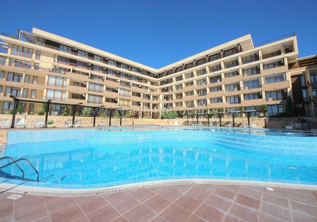6832 2-к квартира с видом на море в к-се «Luxor», Святой Влас, Болгария.