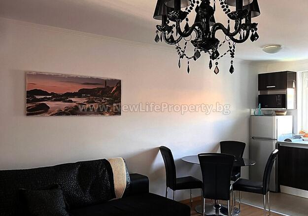 6866 2-к квартира с видом на море в к-се «Villa Antorini», Святой Влас, Болгария.