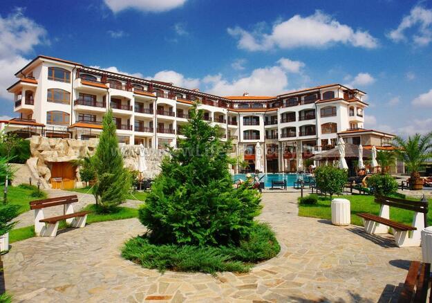 6948 3-к квартира в к-се «The Vineyards Resort», Ахелой, Болгария.