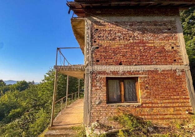 7036 3-этажный дом в посёлке Китка, обл. Варна, Болгария!