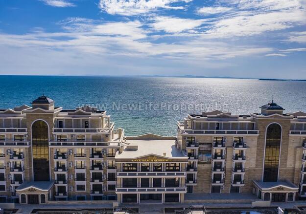 7040 Студия в к-се «Onyx Beach Residence», Святой Влас, Болгария.